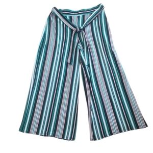 No Comment Striped Pull On High Waist Wide Leg Capri Pants